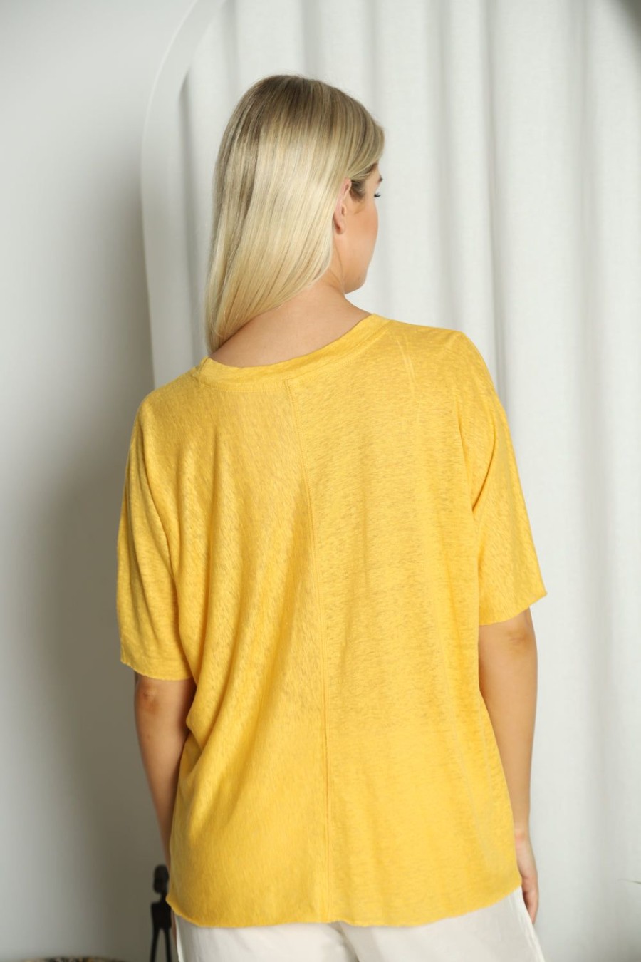 Everyday Essentials Itami Division | Itami Division Linen Loulou Tee Mustard | Kabana Shop